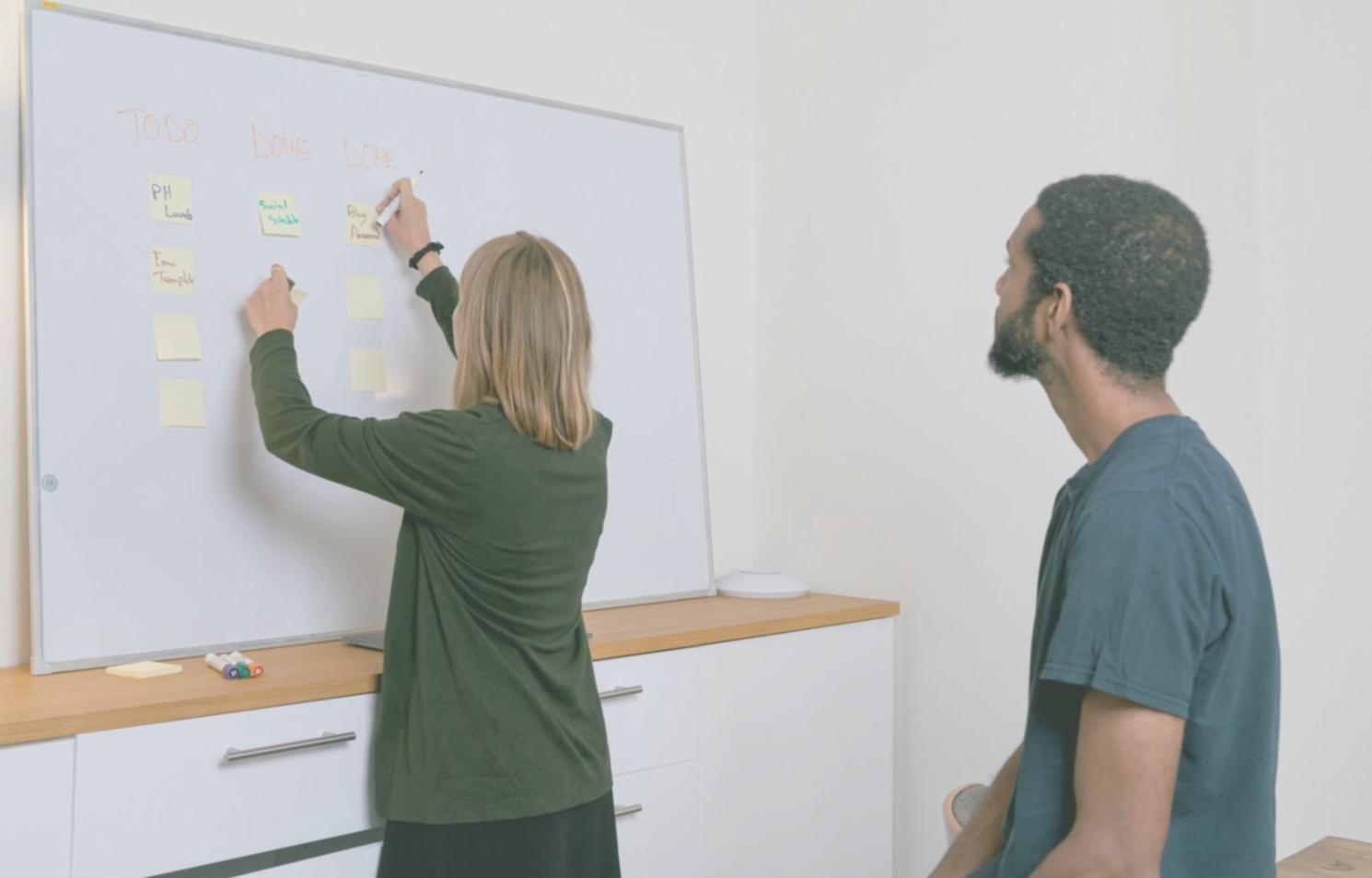 Comparative company analysis with financial multiples and metrics