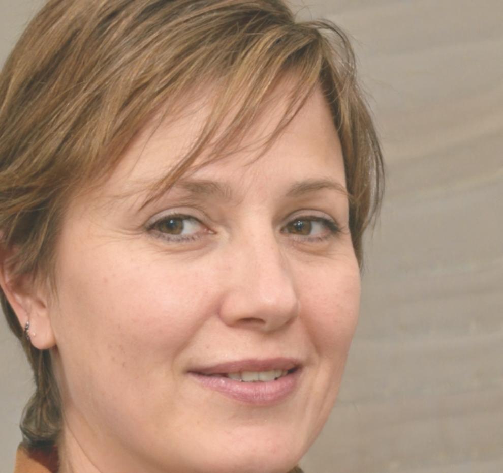 Portrait of Linnea Thorvaldsen, Senior Valuation Analyst